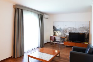 26-inch LCD TV with cable channels, TV