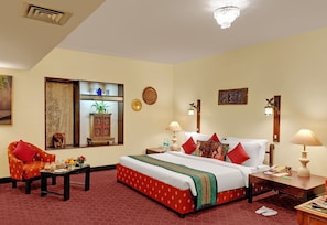 Traditionellt rum | Egyptiska bomullslakan, sängtillbehör av högsta kvalitet och minibar