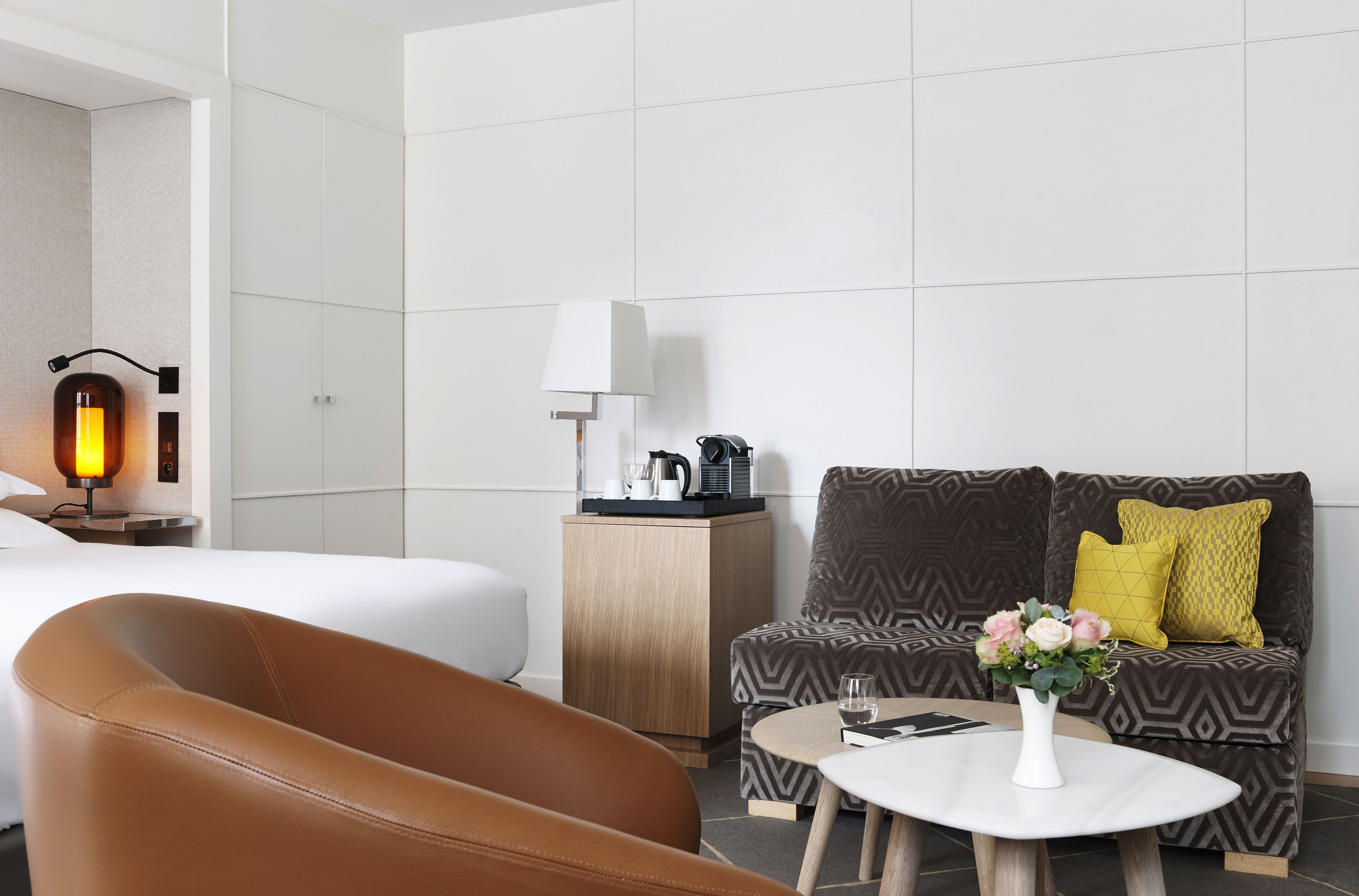 premium bedding, pillow-top beds, minibar, in-room safe