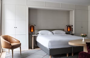 Premium bedding, pillowtop beds, minibar, in-room safe