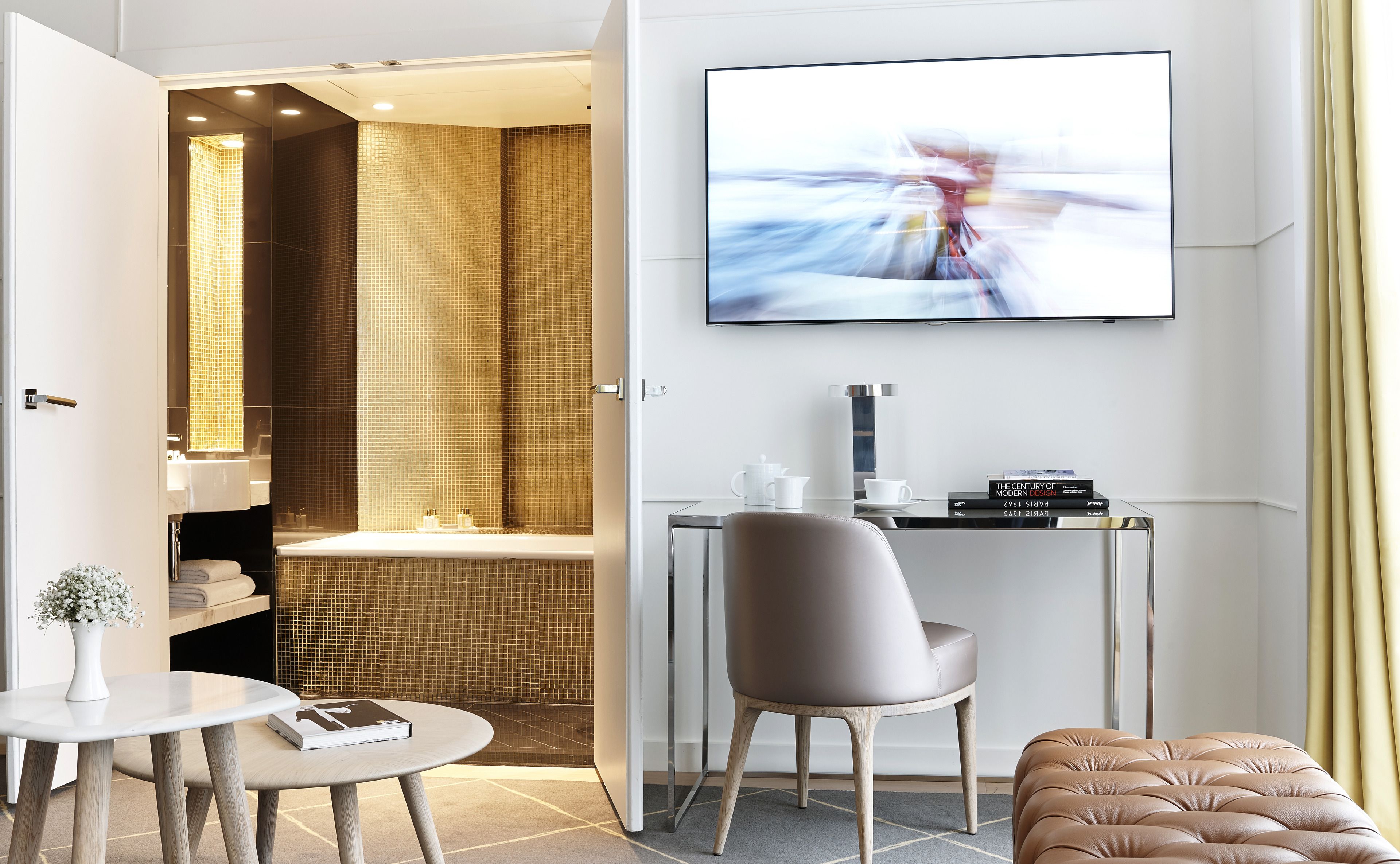 premium bedding, pillow-top beds, minibar, in-room safe