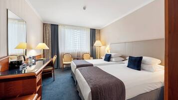 Premium Twin Room (Panoramic view) | 1 bedroom, hypo-allergenic bedding, in-room safe, desk