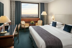 1 bedroom, hypo-allergenic bedding, in-room safe, desk