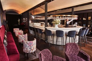 Bar (en la propiedad)