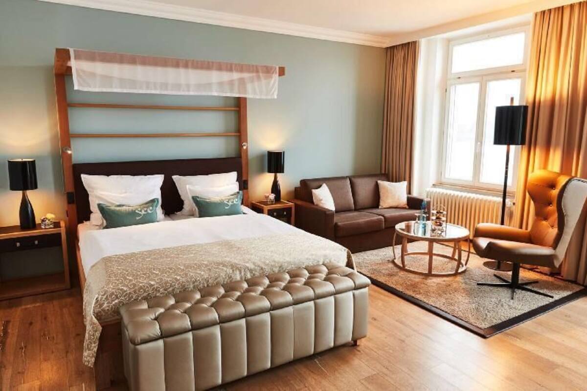 Ropa de cama hipoalergénica y minibar