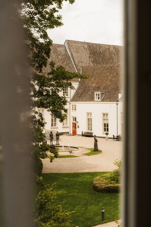 Executive Suite, 2 Double Beds, Non Smoking, Garden View