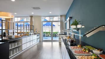 Daily buffet breakfast (EUR 18 per person)