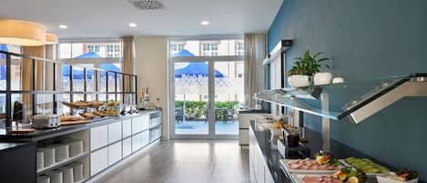 Daily buffet breakfast (EUR 18 per person)