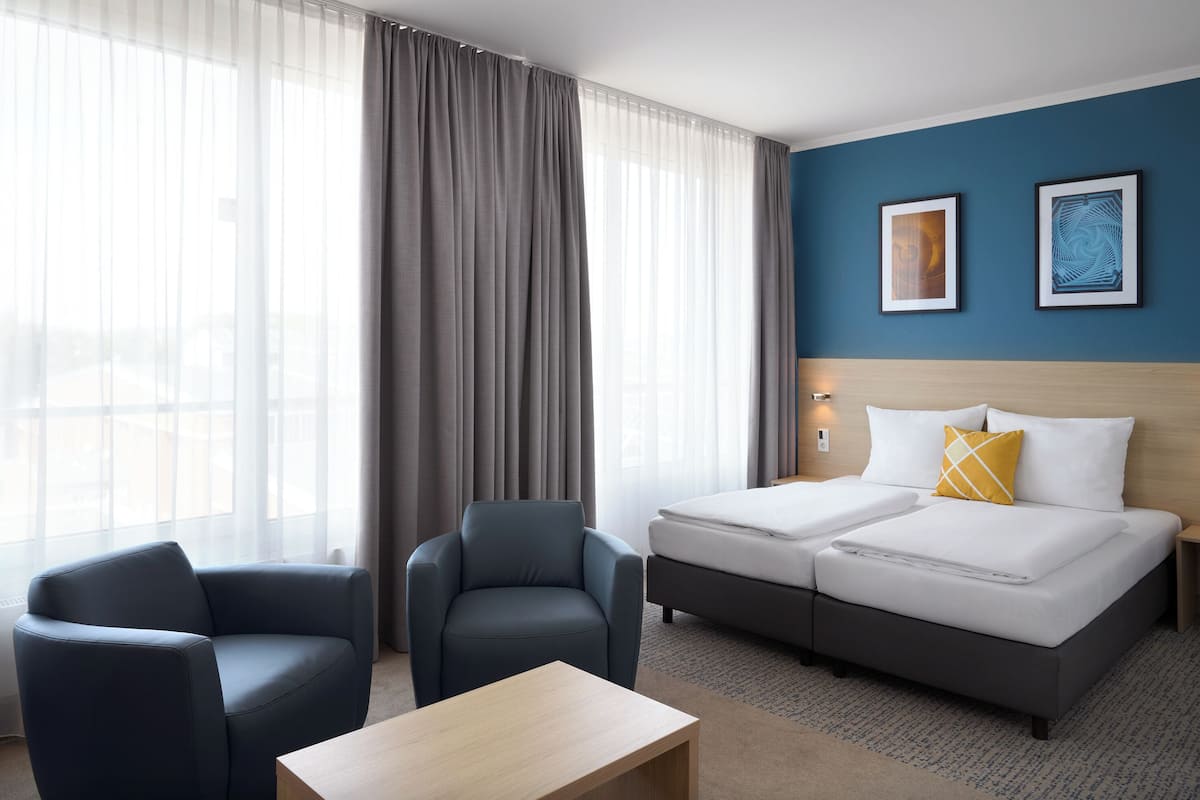 Spacious Standard Room 1 King