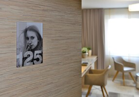 高级房 | 防过敏的被褥、客房内保险箱、办公桌、遮光窗帘