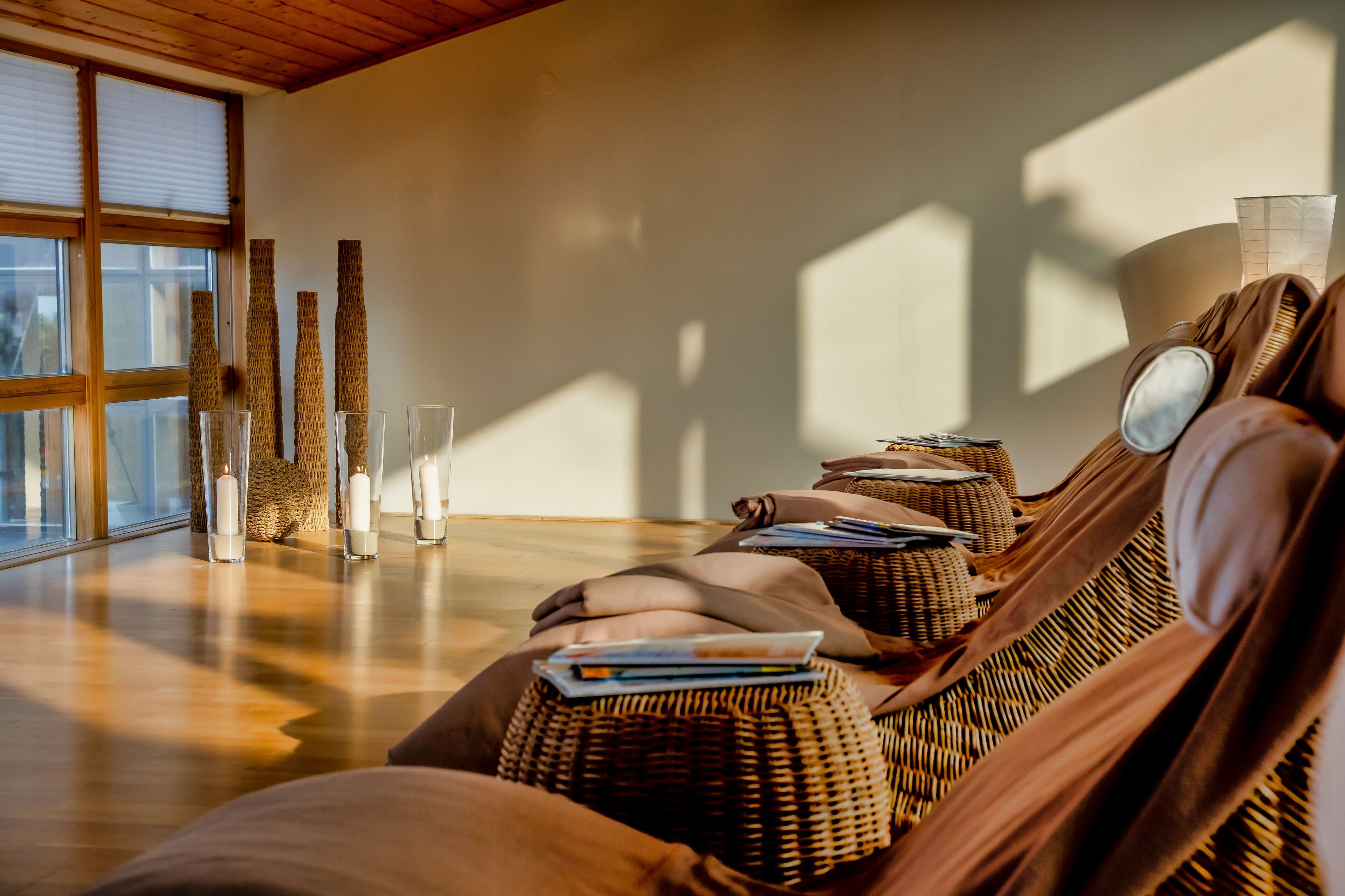 body treatments, aromatherapy, hot stone massages, body wraps