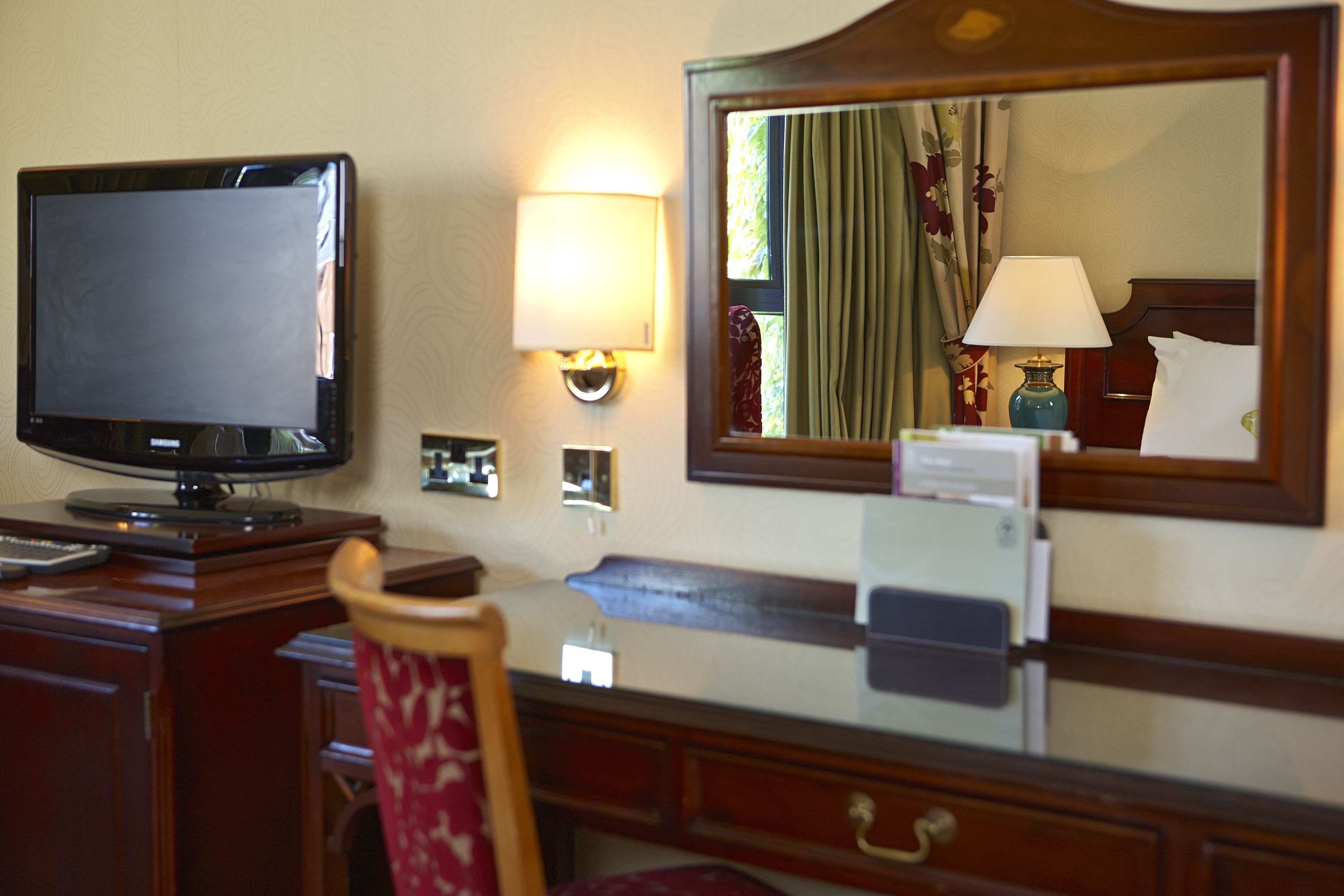 classic double room, 1 double bed | 1 bedroom, premium bedding, in-room safe, desk