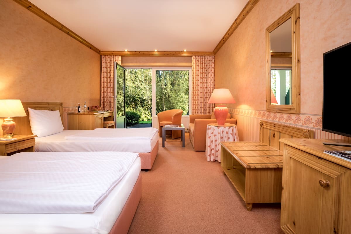 minibar, in-room safe, desk, iron/ironing board