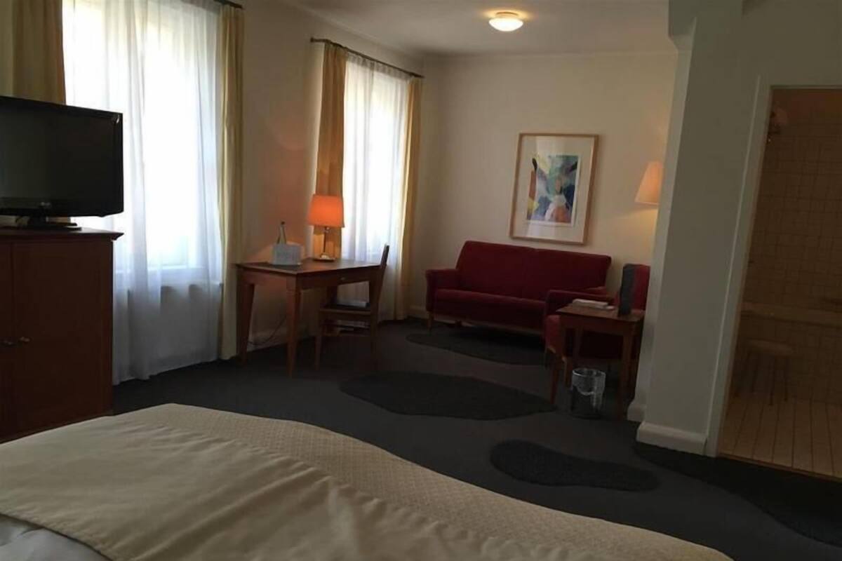 Suite Junior, 1 très grand lit | Vue depuis l’hébergement