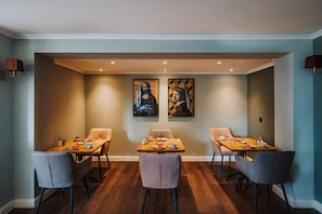 Daily buffet breakfast (EUR 13.00 per person)