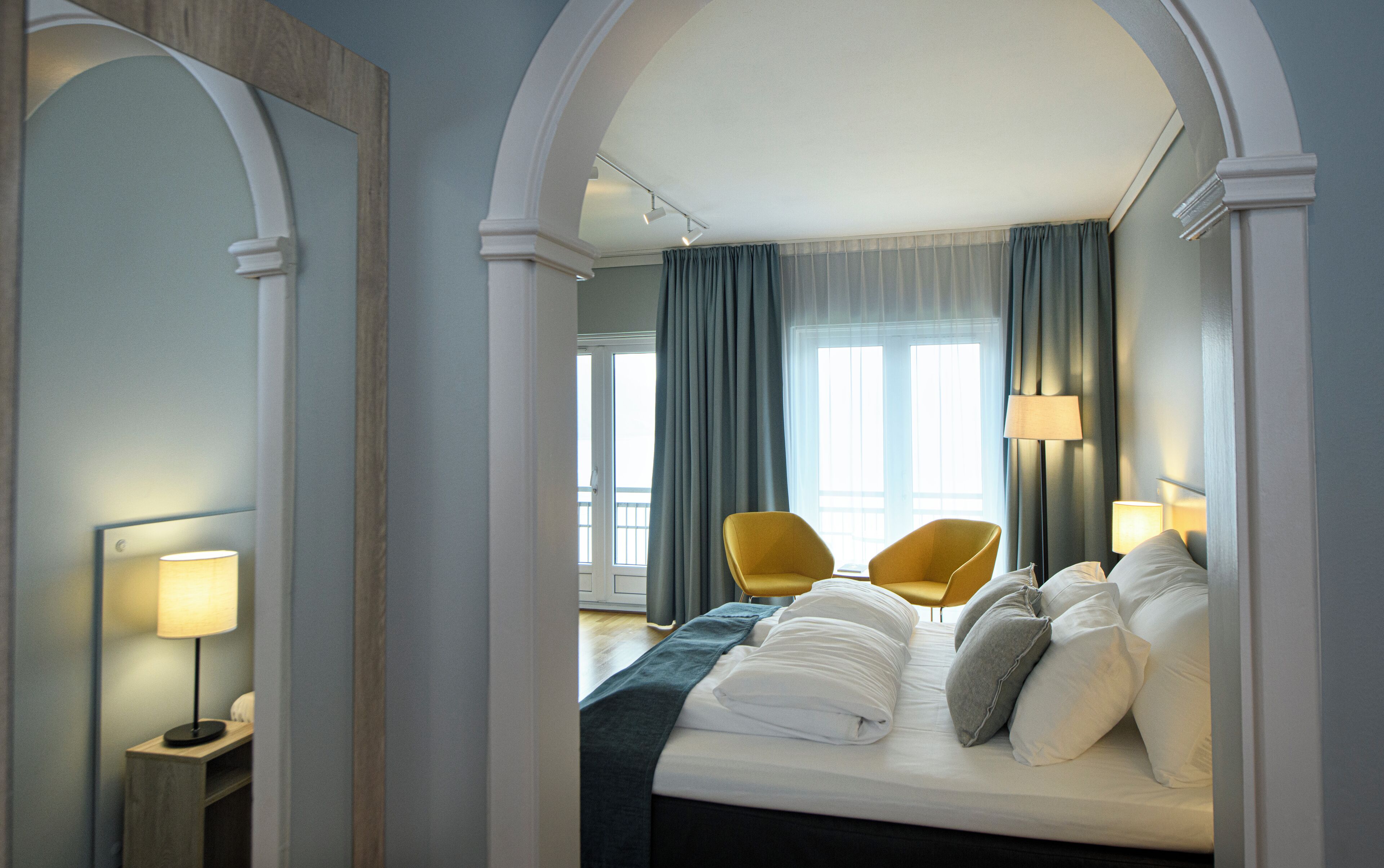 Superior Double Room, Balcony (Fjord view) | Living area | Flat-screen TV