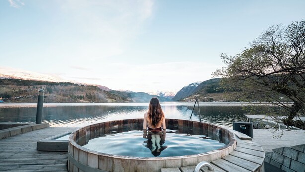 Outdoor spa tub - Brakanes Hotel (Ulvik)