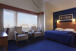 Superior Room (Plus) | 1 bedroom, minibar, desk, iron/ironing board