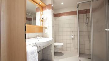 Double Room | Bathroom | Shower, hair dryer, towels, soap