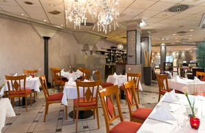 Frühstück und Abendessen