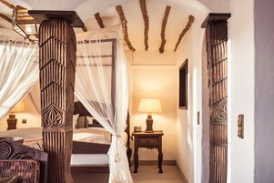 Ropa de cama hipoalergénica, decoración personalizada y escritorio 