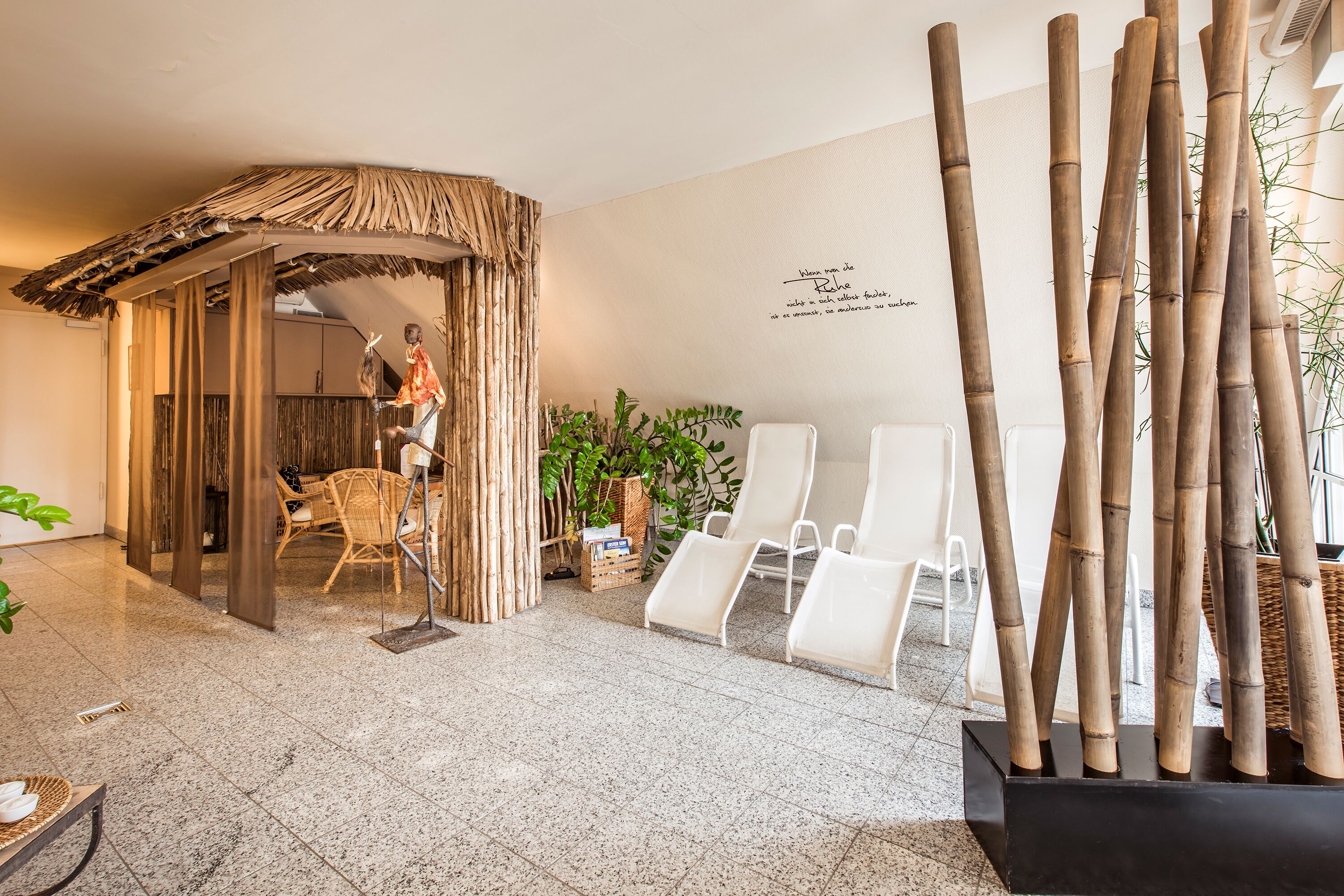 sauna, steam room, body treatments, aromatherapy, body scrubs, facials