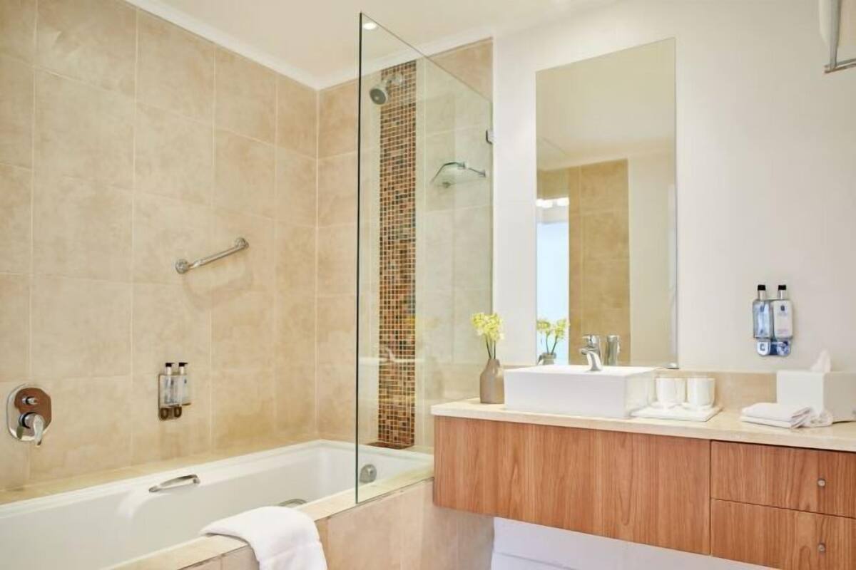 Bathroom | Free toiletries, hair dryer, towels