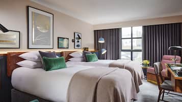 Habitación clásica con 2 camas individuales | Ropa de cama de alta calidad y caja de seguridad en la habitación