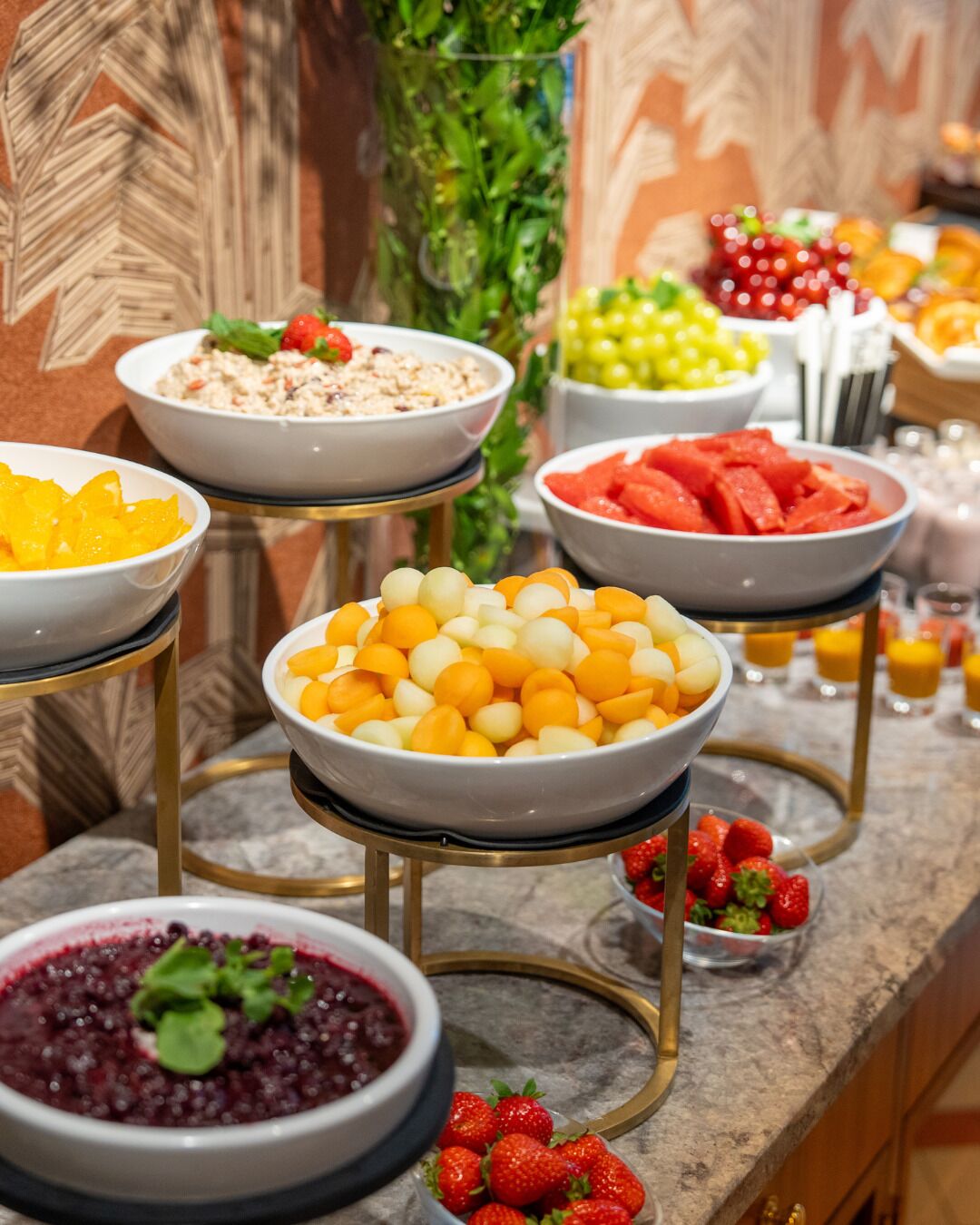 每日供应自助式早餐（每人 EUR 25.00）