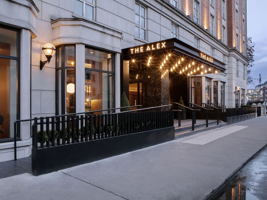 Fachada del alojamiento - Noche