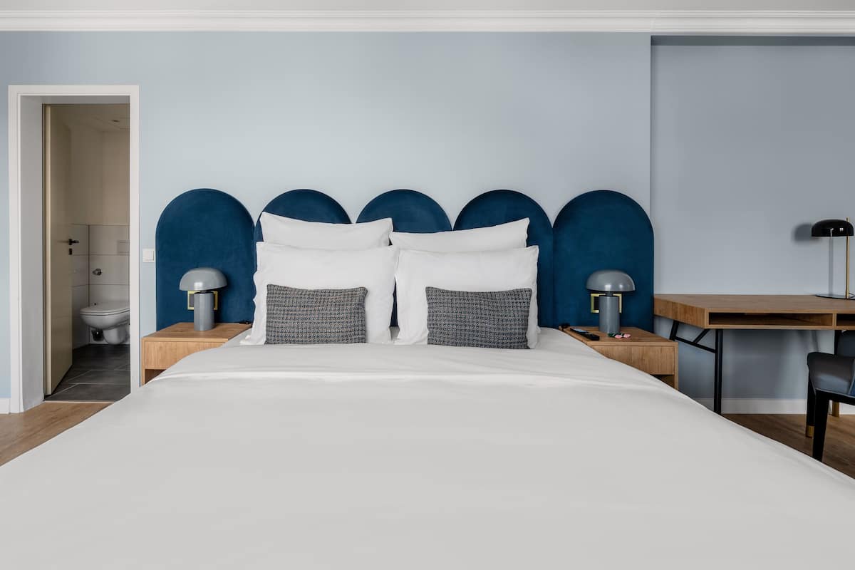 Large Studio, Kitchenette, Balcony | 1 chambre, literie de qualité supérieure
