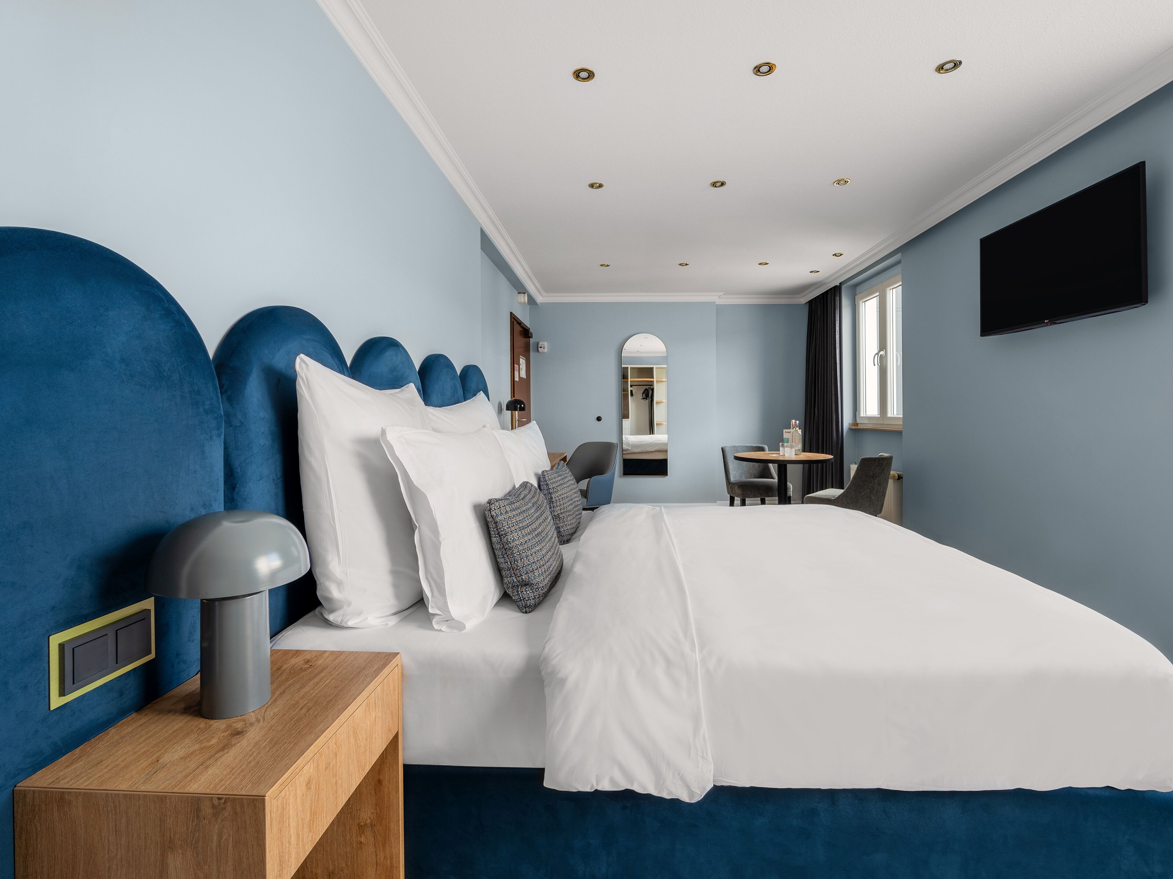Large Studio, Kitchenette, Balcony | Hochwertige Bettwaren, Zimmersafe, individuell dekoriert