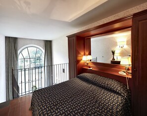 Minibar, caja fuerte, cortinas opacas y cunas gratuitas