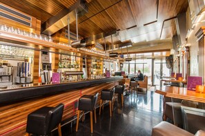Bar (in der Unterkunft)