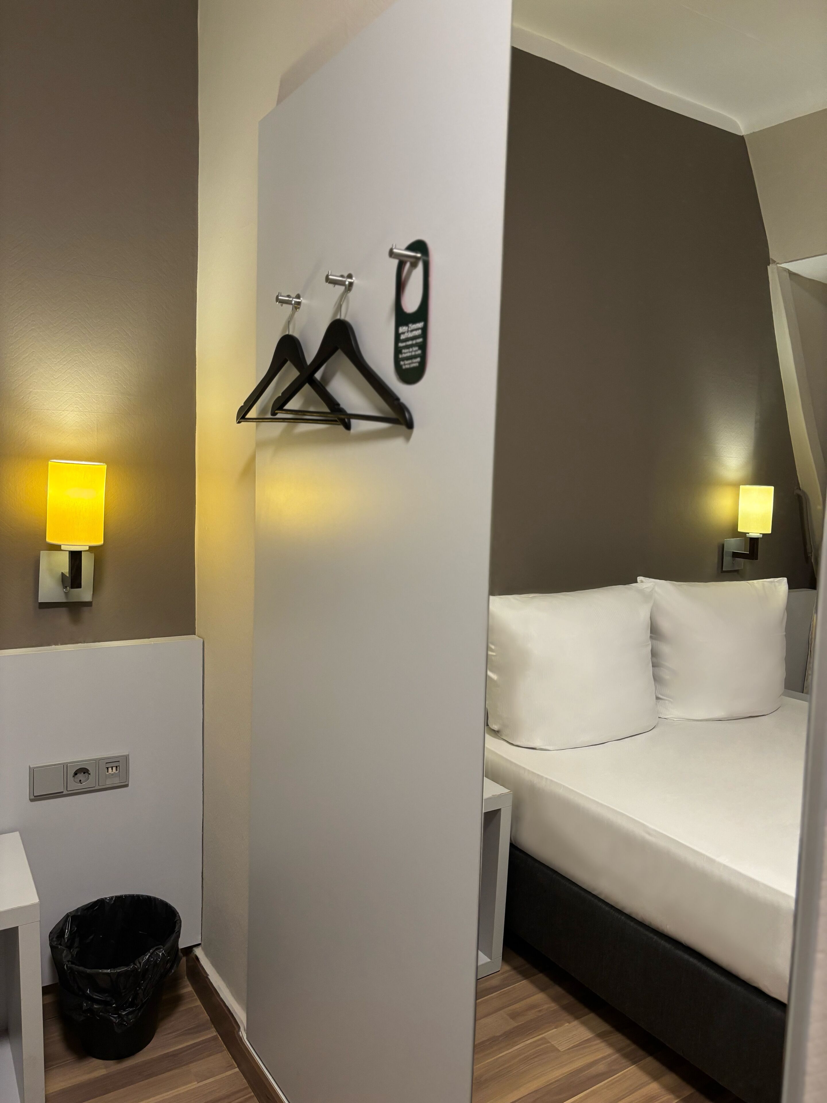 Photo - Colour Hotel