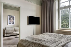 Phòng Suite Junior, 2 giường đơn, không hút thuốc (with Sofabed) | Két bảo mật tại phòng, trang trí khác biệt 