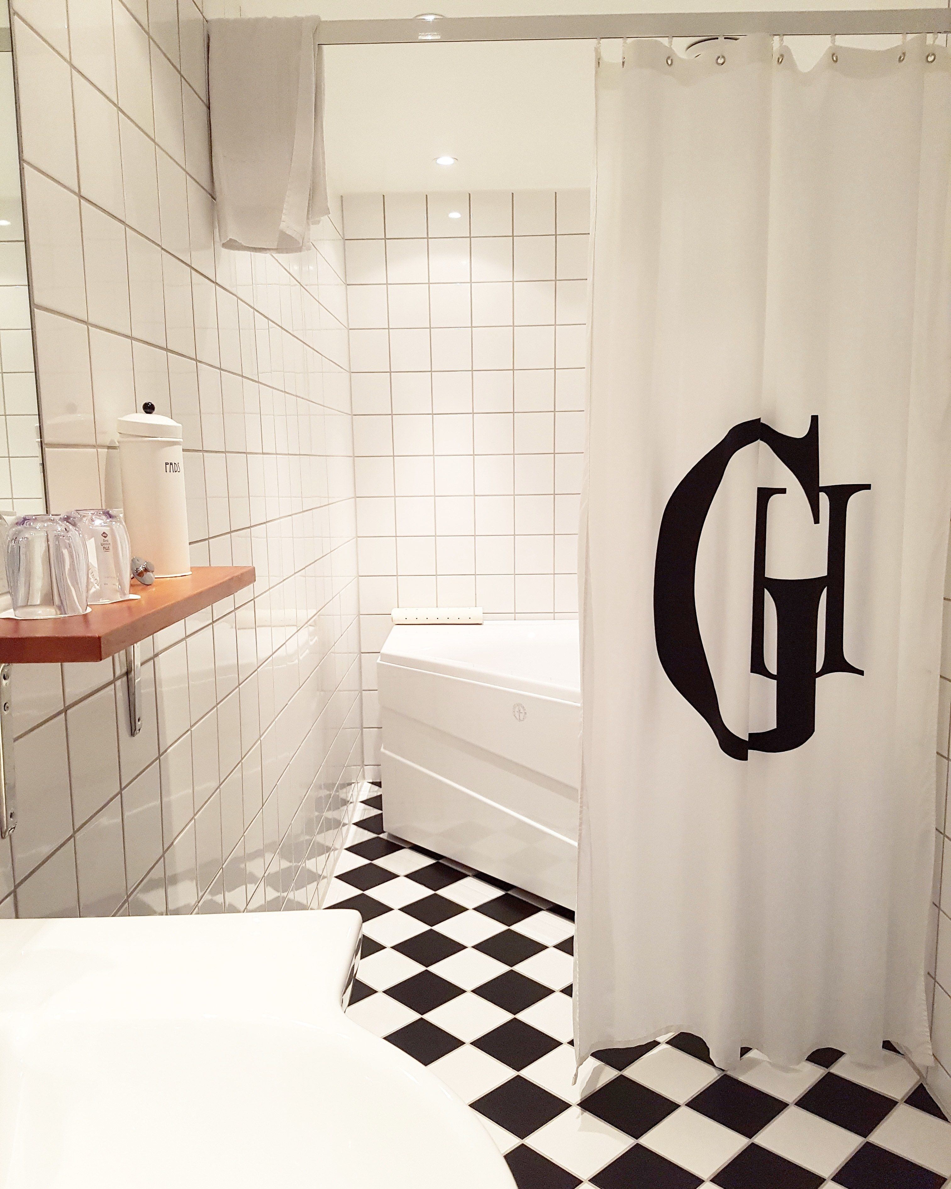 junior suite, multiple beds, non smoking (with sofabed) | bathroom | hair dryer, towels