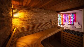 Sauna, steam room