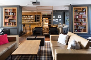 Bar (in der Unterkunft)