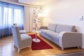 Superior Room, 1 King Bed with Sofa bed (Plus) | In-room safe, desk, blackout drapes, free cribs/infant beds - Scandic Hyvinkää (Hyvinkaa)