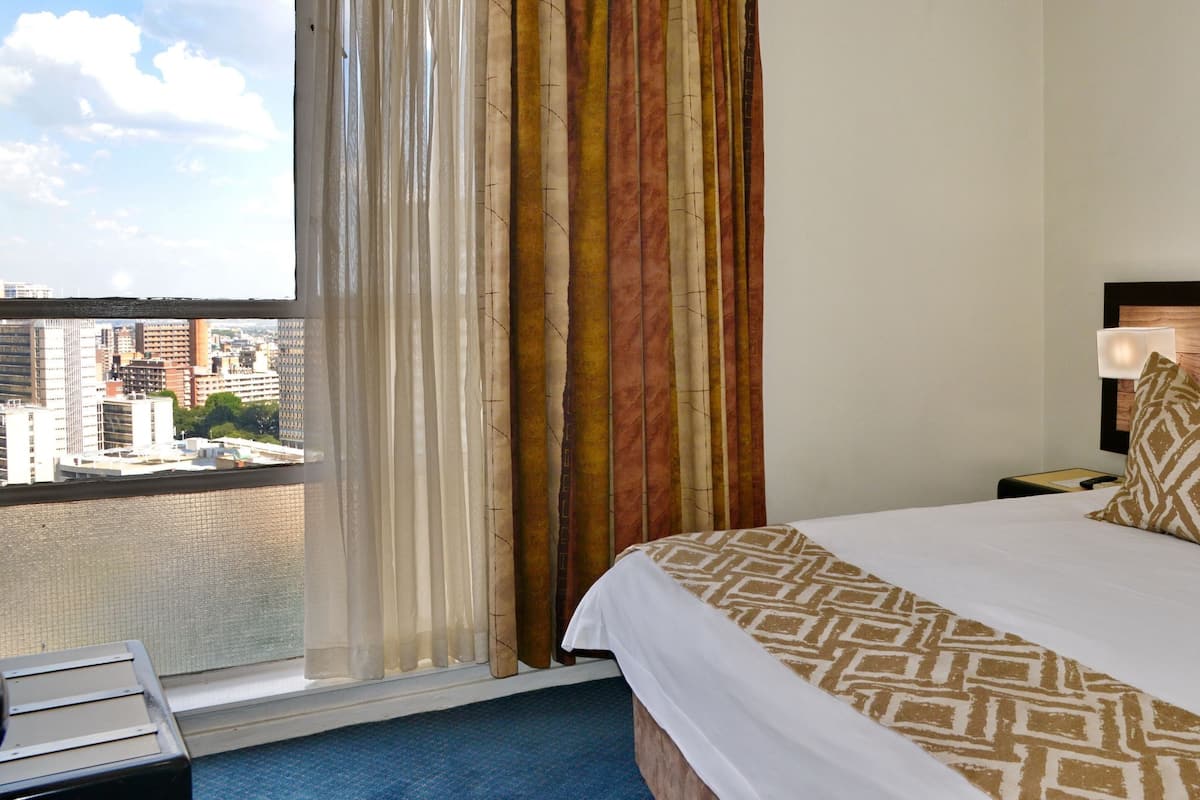 1 chambre, coffres-forts dans les chambres, bureau