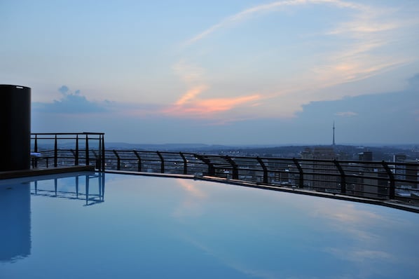 Outdoor pool, sun loungers