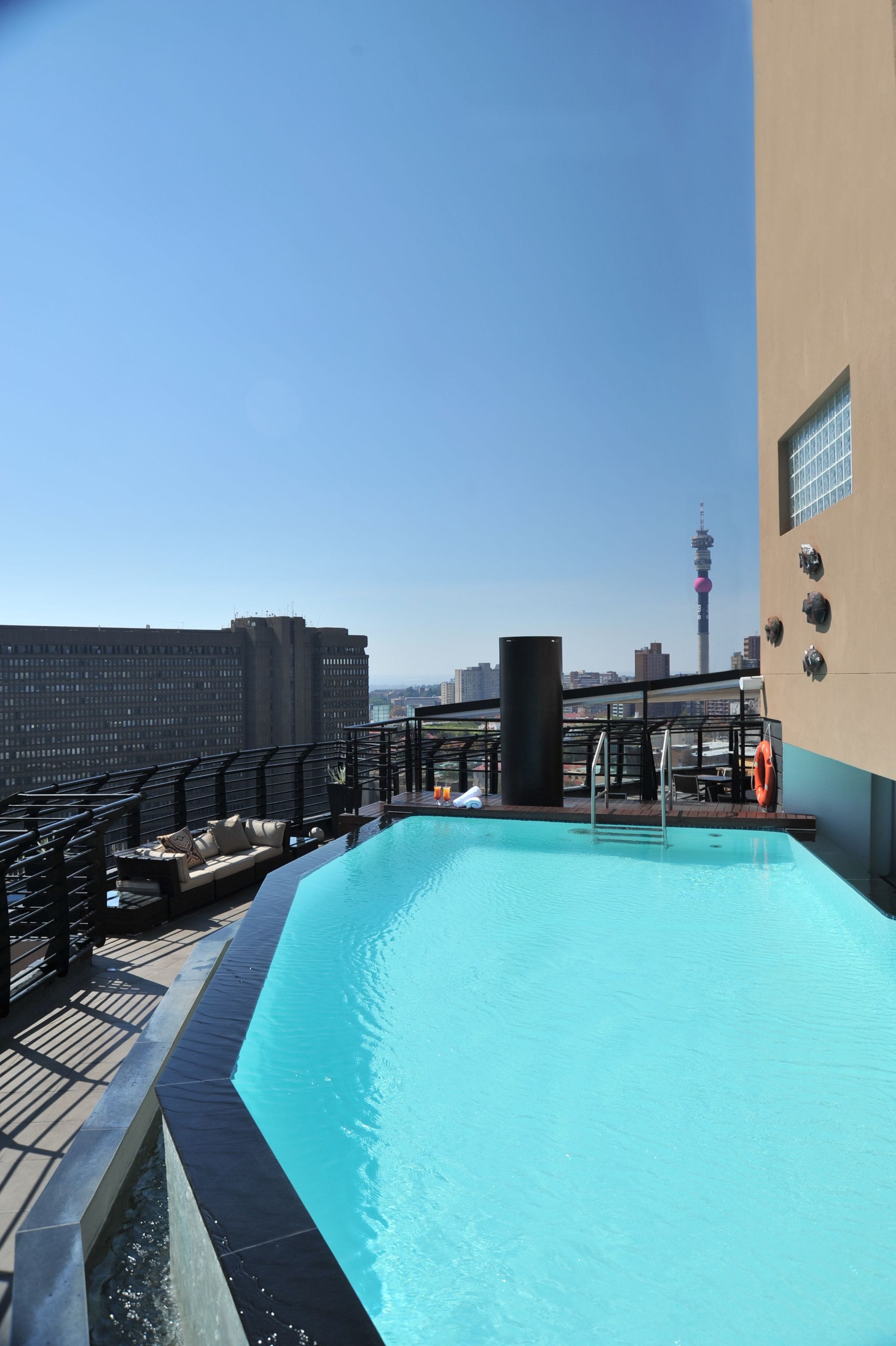 Photo - The Parktonian All Suite Hotel