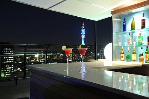 Poolside bar