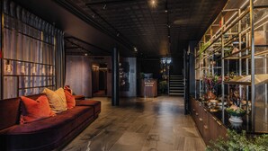 مدخل المنشأة