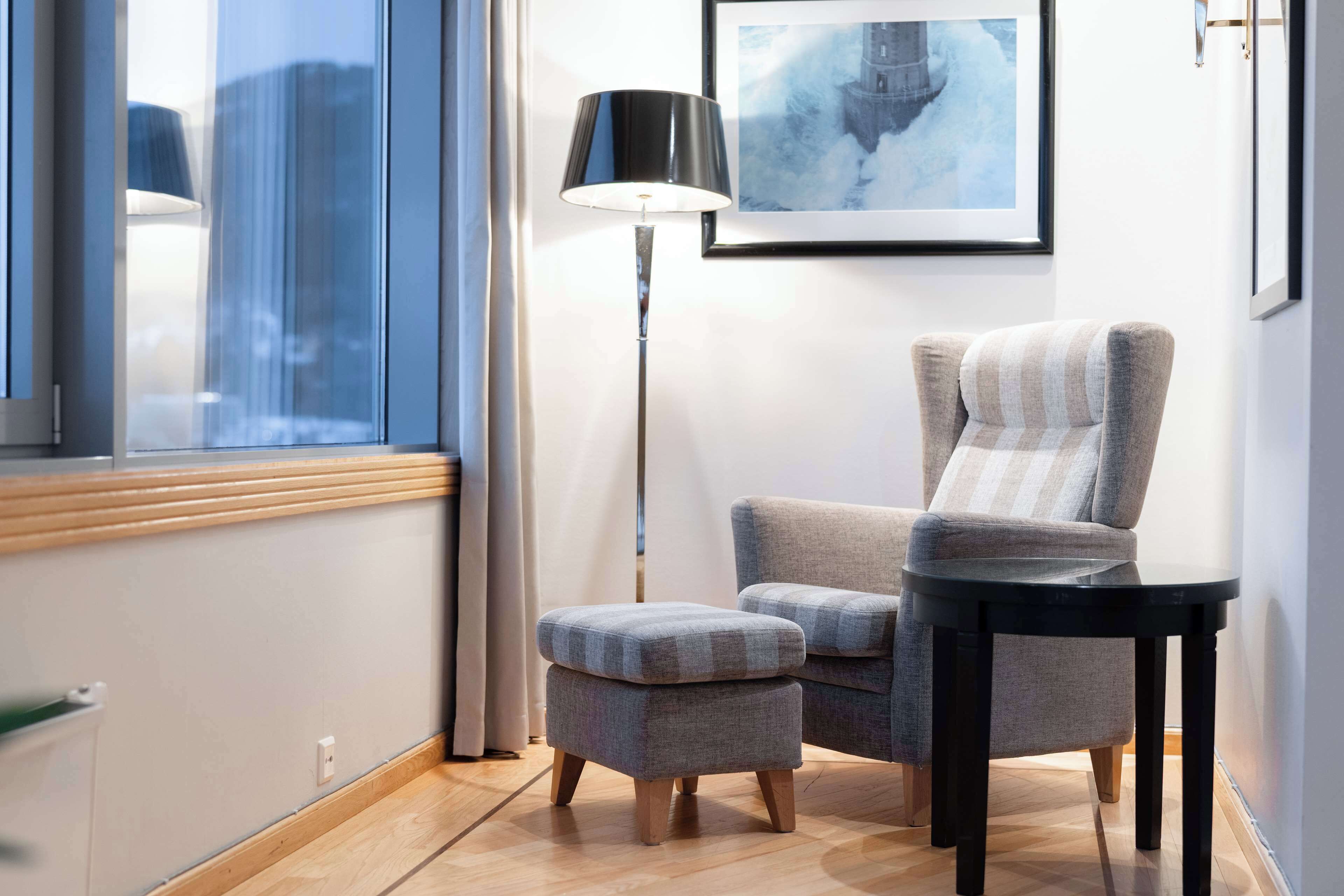 suite (master) | 1 bedroom, desk, free wifi, bed sheets