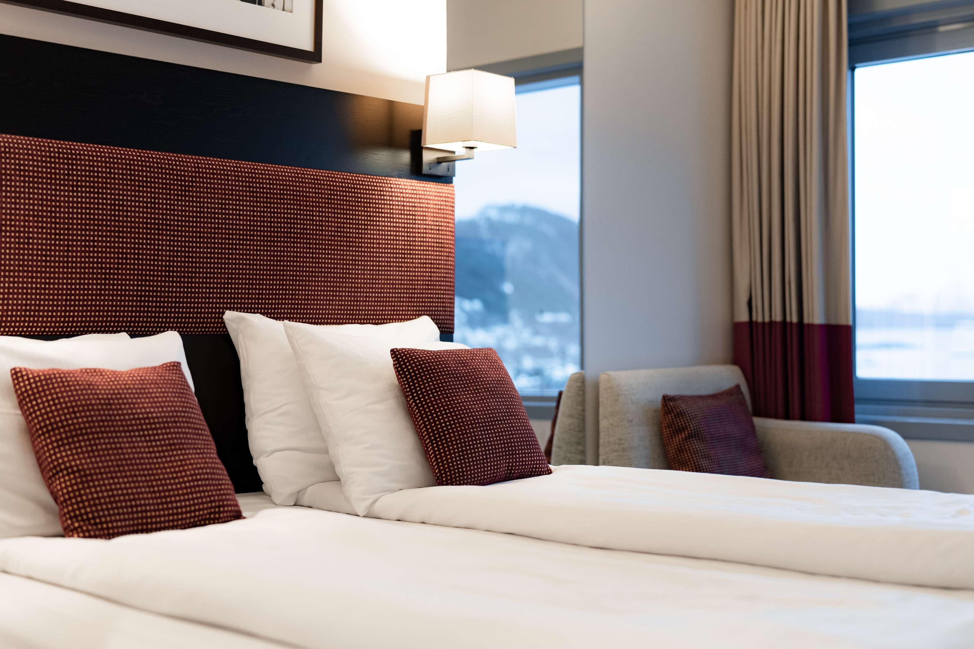 room, 1 king bed | 1 bedroom, desk, free wifi, bed sheets