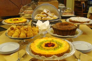 Daily buffet breakfast (EUR 14 per person)