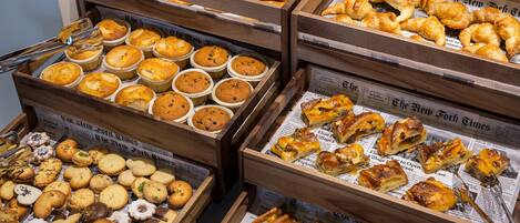 Desayuno buffet (con cargo) los días de semana