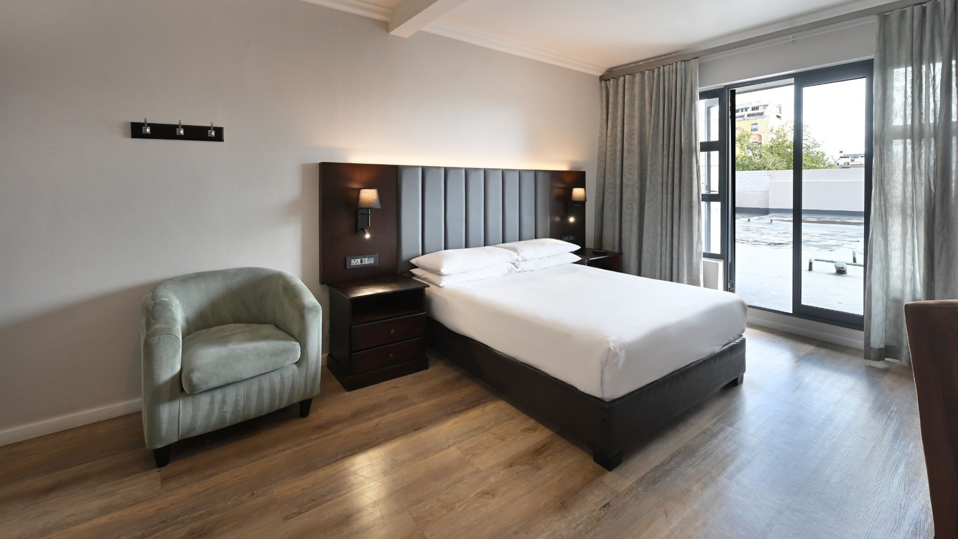 executive room | 1 bedroom, premium bedding, in-room safe, individually decorated